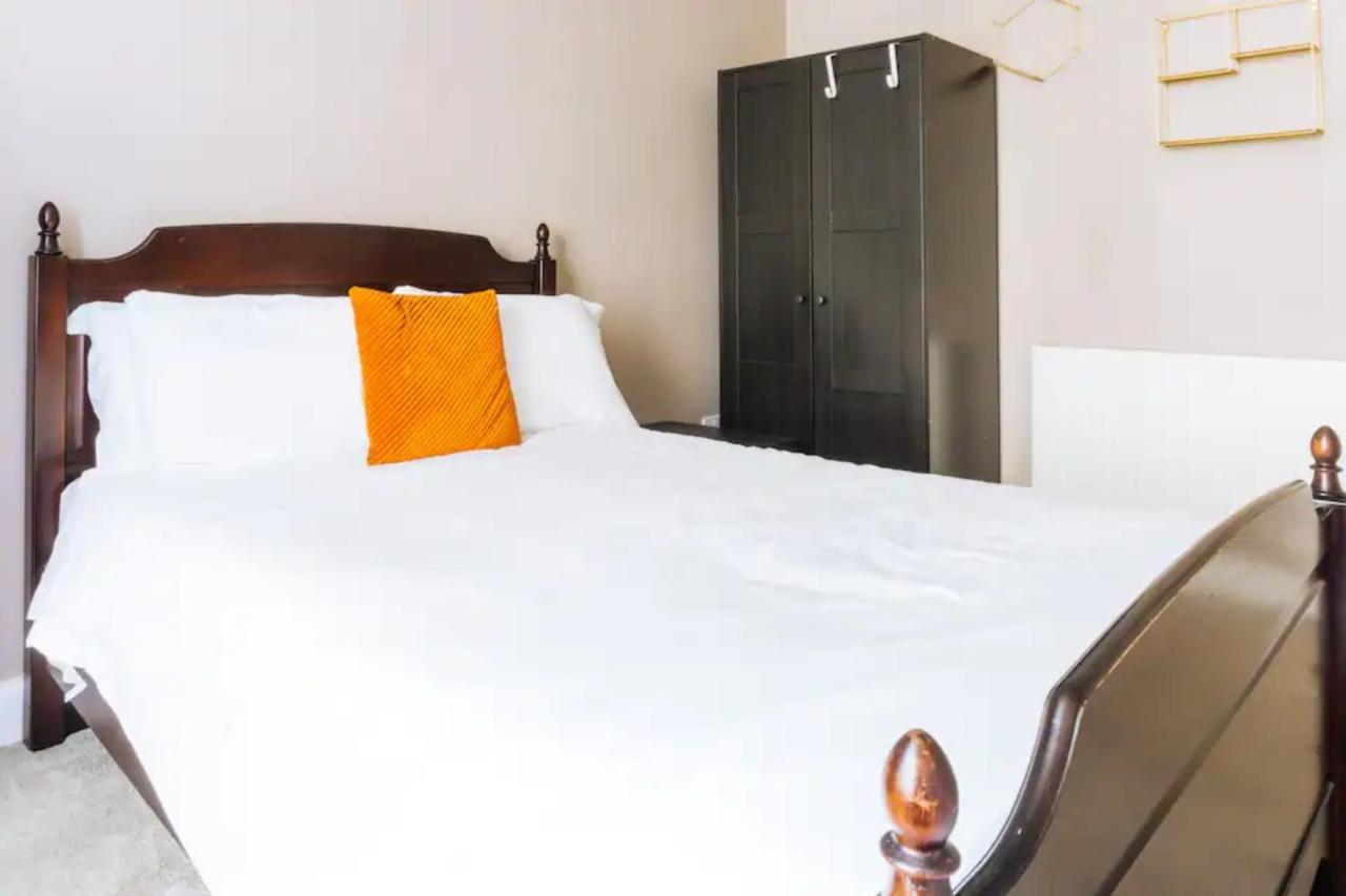 Homely 3 Bedroom In The Heart Of Central EDI Exterior foto